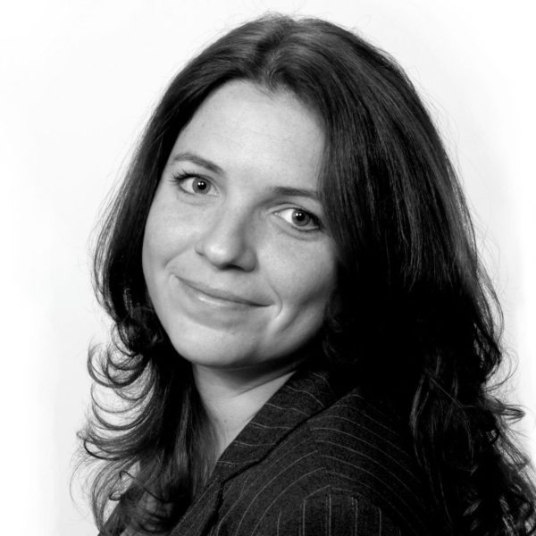 Melissa Roberts - DealerKnows Car Sales Training